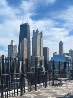 Foto del edificio - 1230 N State Pkwy