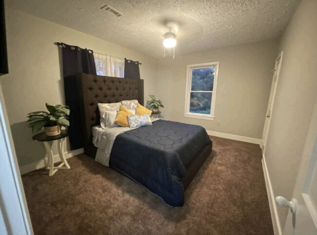 Foto del edificio - 1158 Metropolitan Pkwy SW