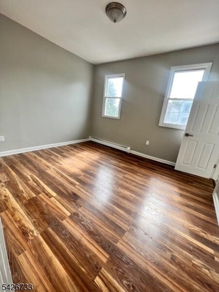 Foto del edificio - 909 Olive St