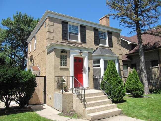 Foto del edificio - 1646 N Mobile Ave
