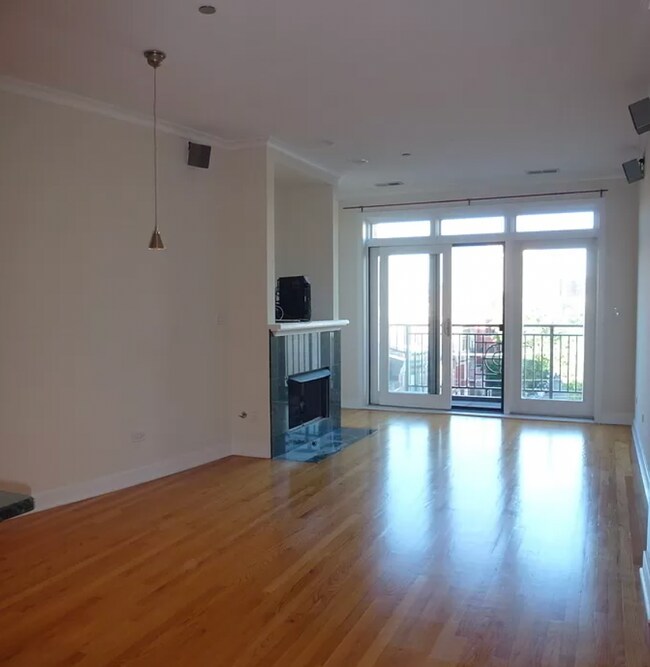 Foto del edificio - 2700 N Halsted St