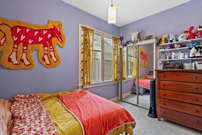 Foto del edificio - 2462 S Howell Ave
