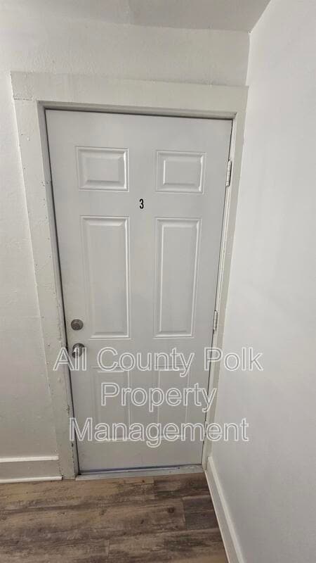 Building Photo - 602 Emma St