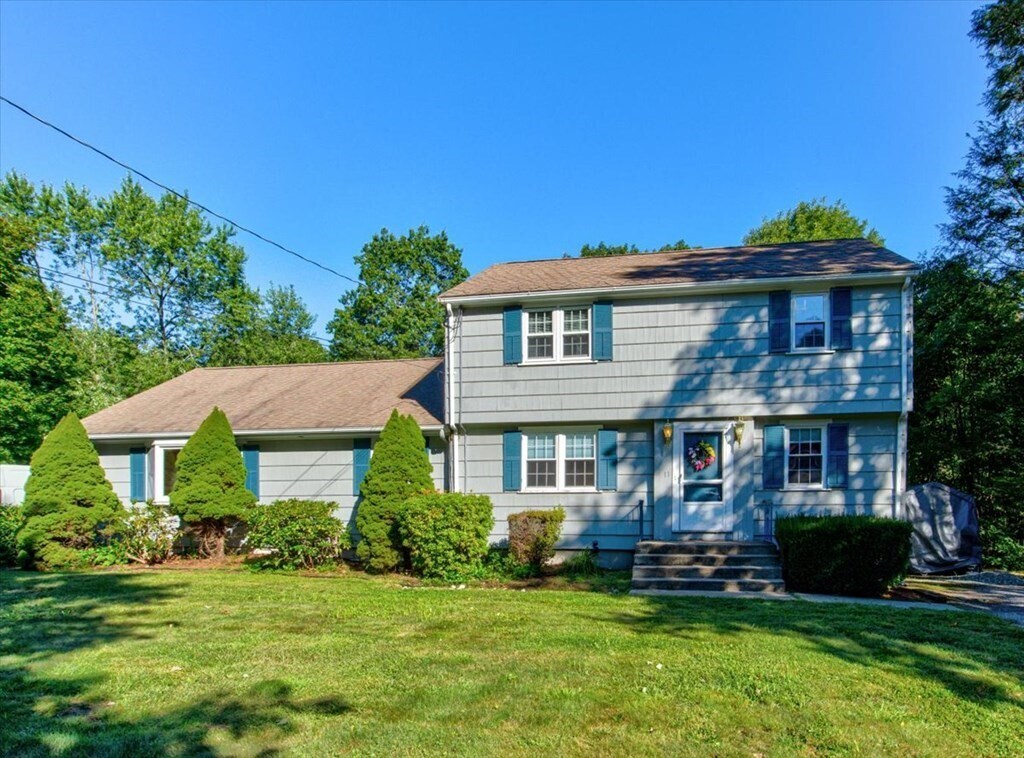 11 Cross St, Foxboro, MA 02035 House Rental in Foxboro, MA