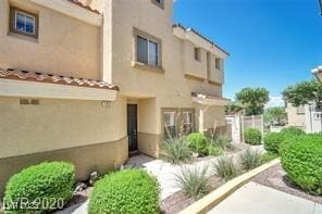 Building Photo - 1105 Luna Eclipse Ln