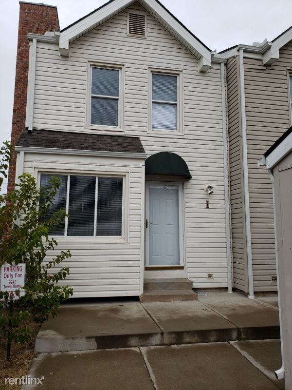 Primary Photo - 2 br, 1.5 bath Condo - 9242 E Funston Ct