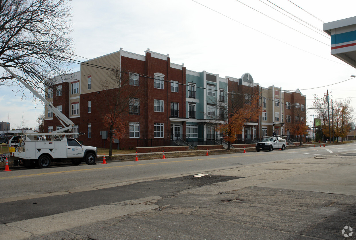 Building Photo - Coit Village Apartments