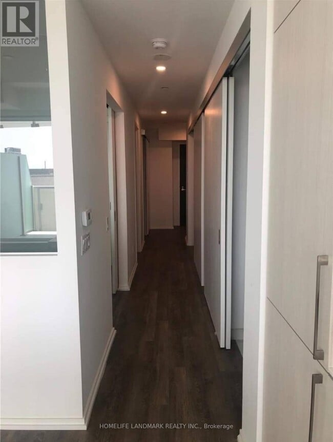 Photo du bâtiment - 197 Yonge St