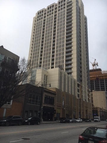 Primary Photo - 1400 S Michigan Ave