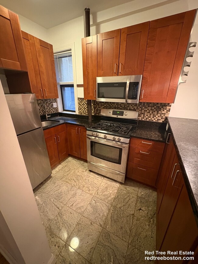 Photo - 11 Peterborough St. Unit 6 Apartment
