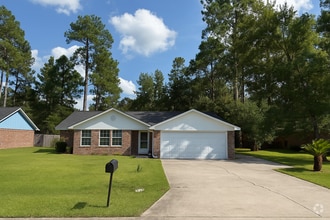 Building Photo - 133 John Glenn Dr