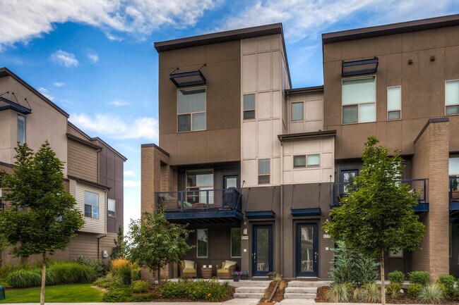 Building Photo - 8240 E 24th Dr