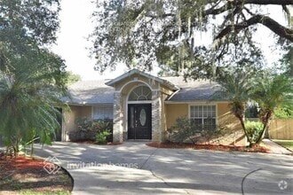 Building Photo - 15803 Oak Glen Way