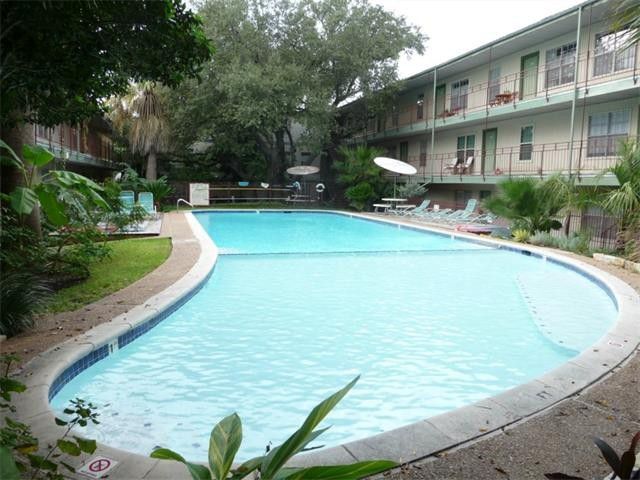 Great complex with pool and fitness room. - 300 Crockett #103