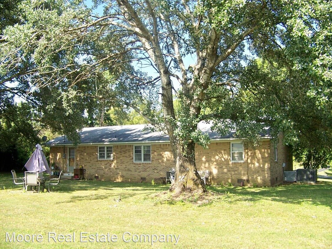 Building Photo - 3 br, 2 bath House - 731 Doran Road