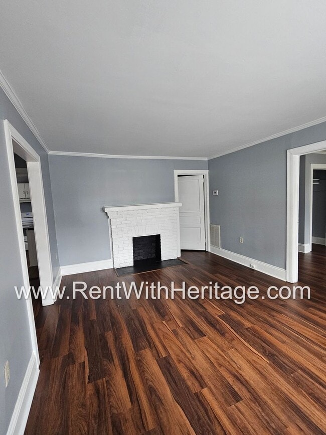 Building Photo - 8657 Campbellton St