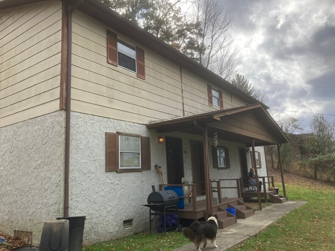 145 Skinner Ln, Corbin, KY 40701 Apartments in Corbin, KY