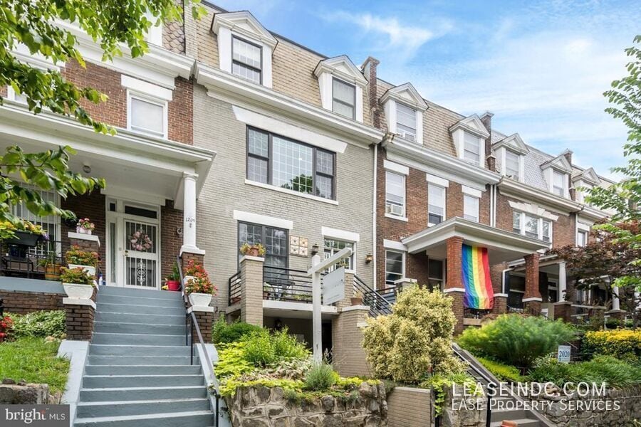 Primary Photo - 1207 Columbia Rd NW