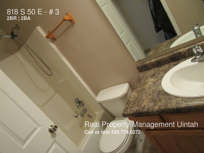 Building Photo - 818 S 50 E