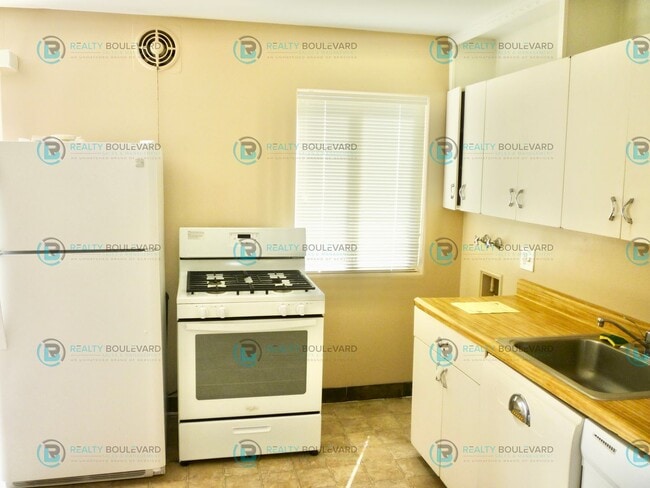 Building Photo - Charming 3-Bedroom Home in Sparks – Cozy C...
