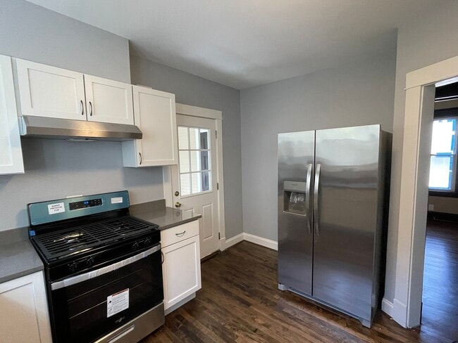 Foto del edificio - 710 N Poplar St