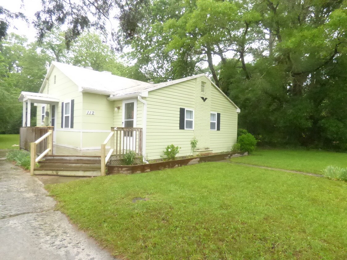112 Ervintown Rd, Richlands, NC 28574 House Rental in Richlands, NC