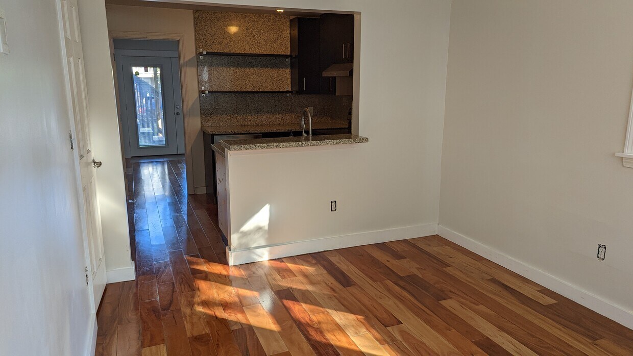 75 Penn St Unit A, Providence, RI 02909 Condo for Rent in Providence