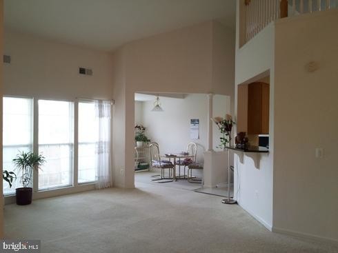 Foto del edificio - 6216 Westchester Park Dr