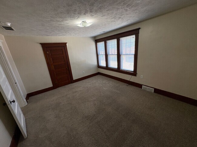 Foto del edificio - 1700 Garfield St