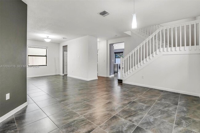 Foto del edificio - 3440 W 100th Terrace