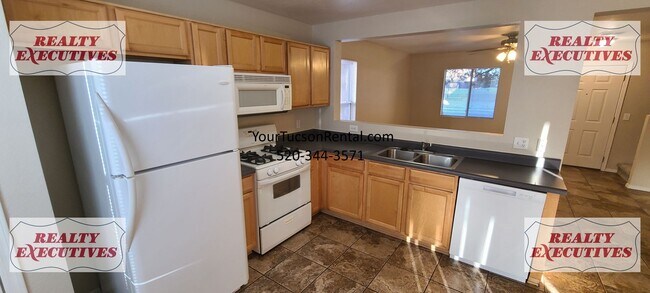 Foto del edificio - Drexel Rd & Campbell - 3/1 House with A/C