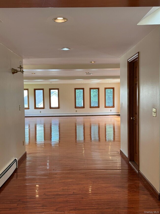Foto del edificio - 227 Beverly Rd