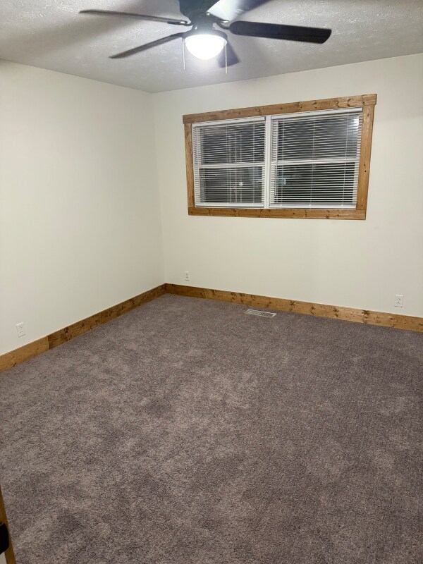 Foto del edificio - 517 Milliken Rd