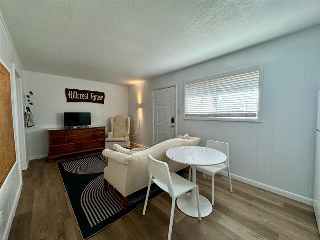 Building Photo - 2401 Church St