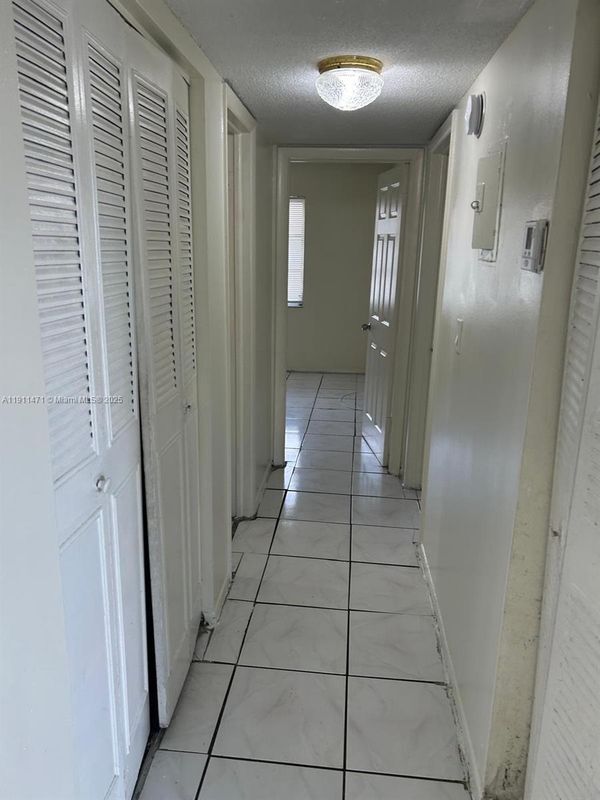 Foto del edificio - 4780 NW 24th Ct