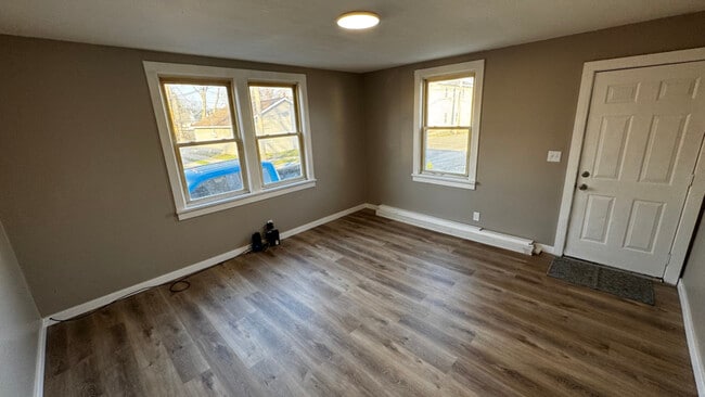 Foto del edificio - 400 Emma Ave