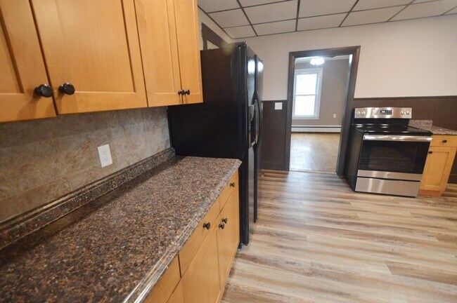 Building Photo - Belaire Model Unit