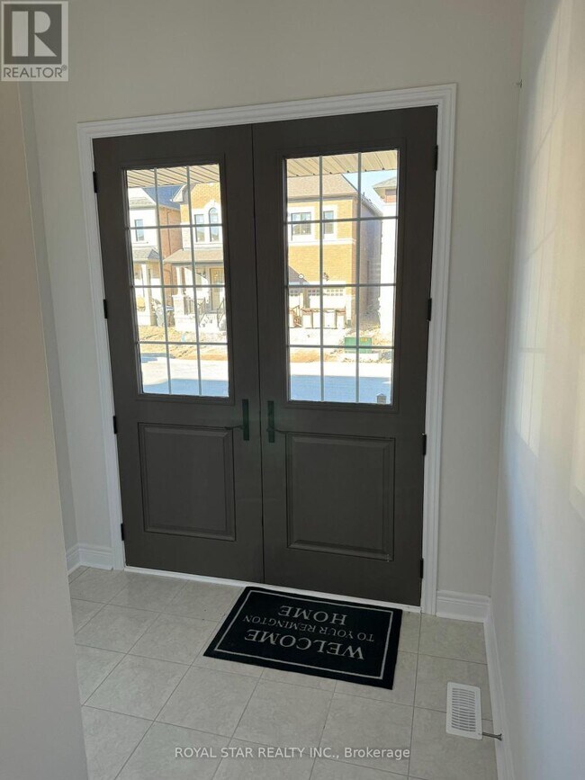 Photo du bâtiment - 80 Claremont Dr