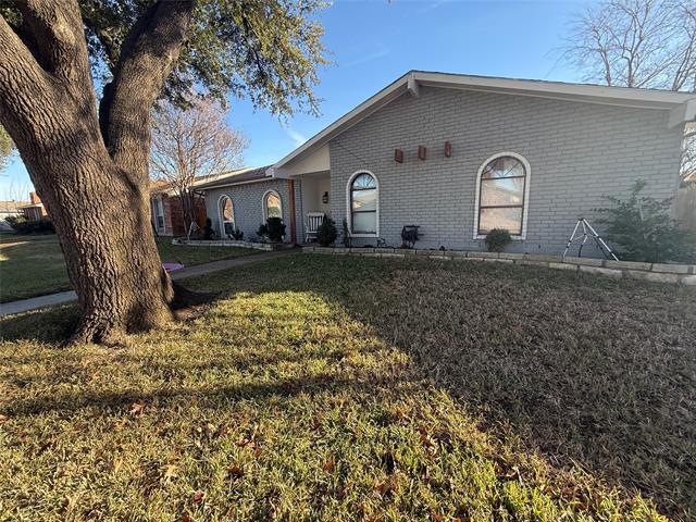 Foto del edificio - 2104 Victoria Rd