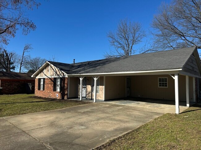 Foto del edificio - 6024 Elk Grove Rd