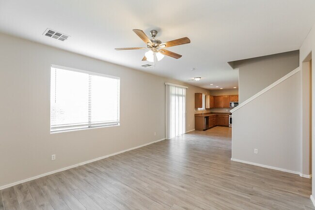 Building Photo - 7270 W Alta Vista Rd