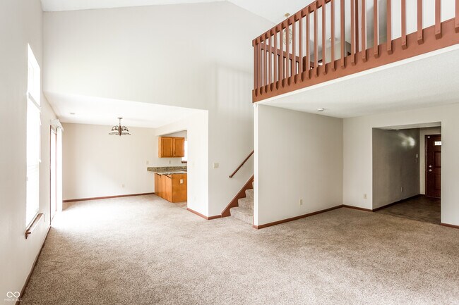 Building Photo - 8930 Lighthorse Dr