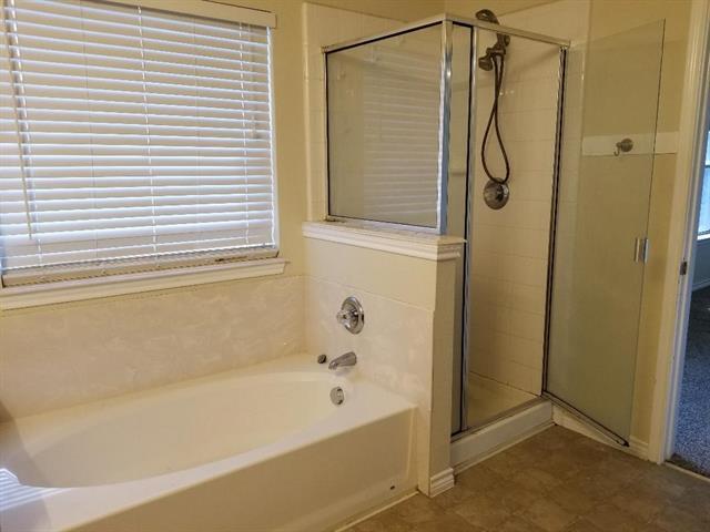 Foto del edificio - 4704 Fox Meadows Ln