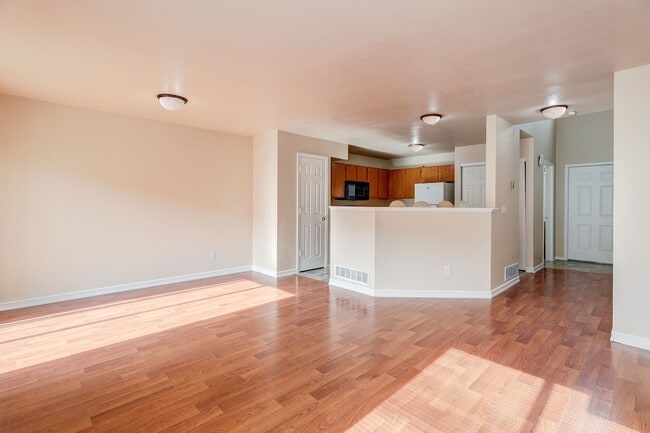 Building Photo - 1273 S Zeno Way