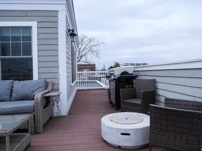 Foto del edificio - 161 Tudor St