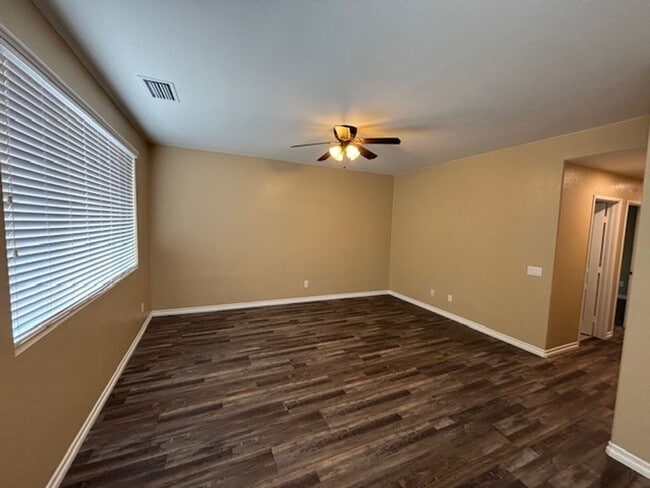 Building Photo - 2684 Jade Tree St