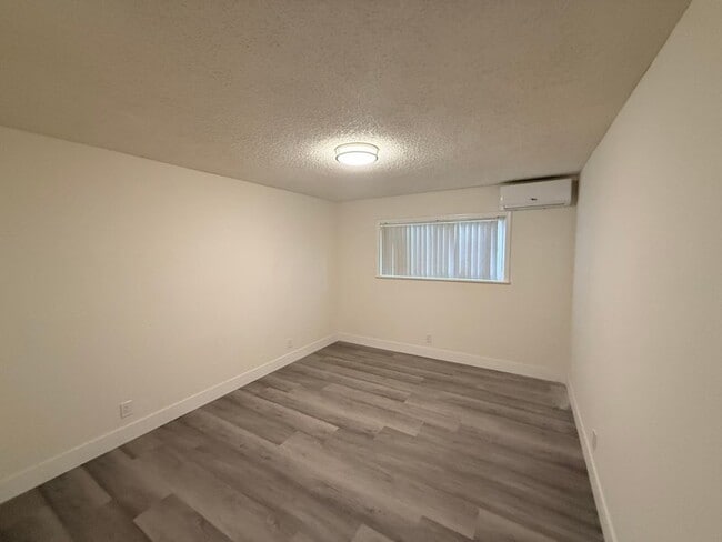 Foto del edificio - 632 Abbey Ln