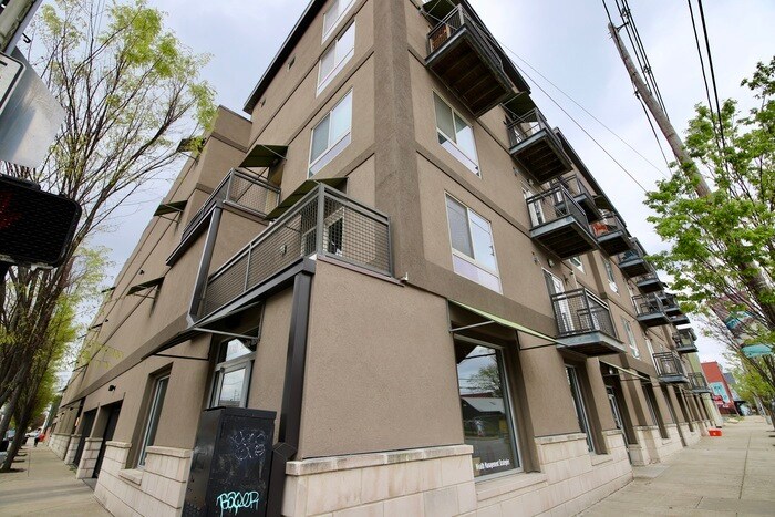 Primary Photo - Two bedroom Rental at SoHo Lofts in NuLU