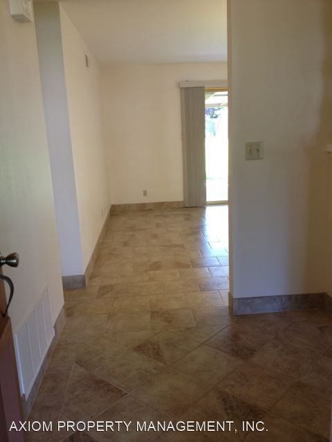Foto del edificio - 3 br, 2 bath House - 6924 Drywood Way