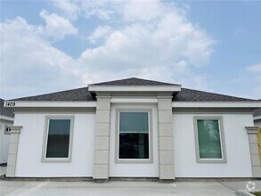 Building Photo - 1209 W Sucre Dr